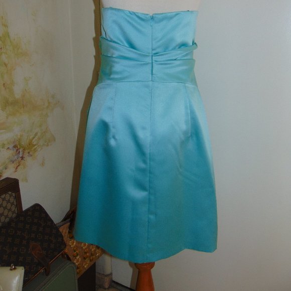 BADGLEY MISCHKA Pleated Baby Blue Cocktail/Special Occasions Dress Strapless 12 - Picture 9 of 9